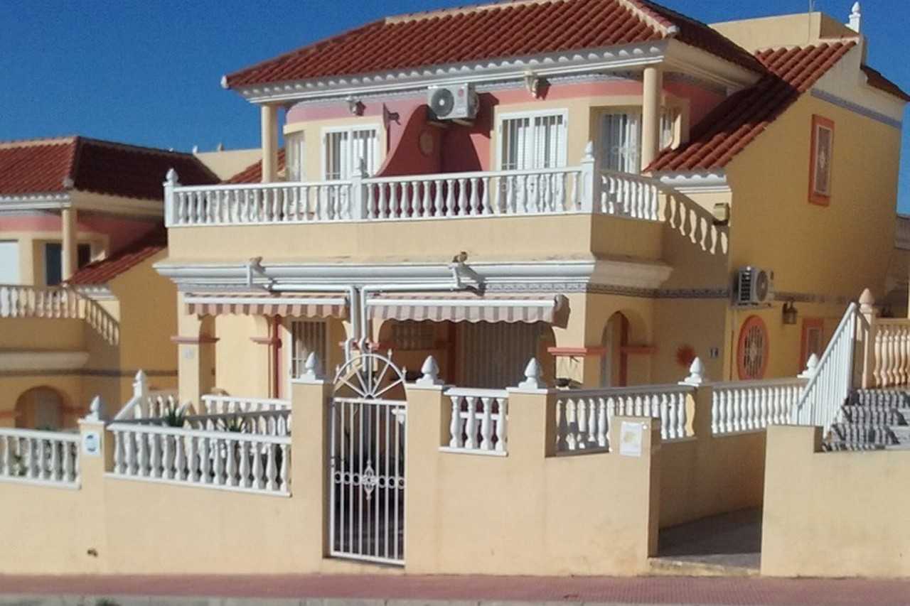 Hus i Villamartin, Valencian Community 11975571