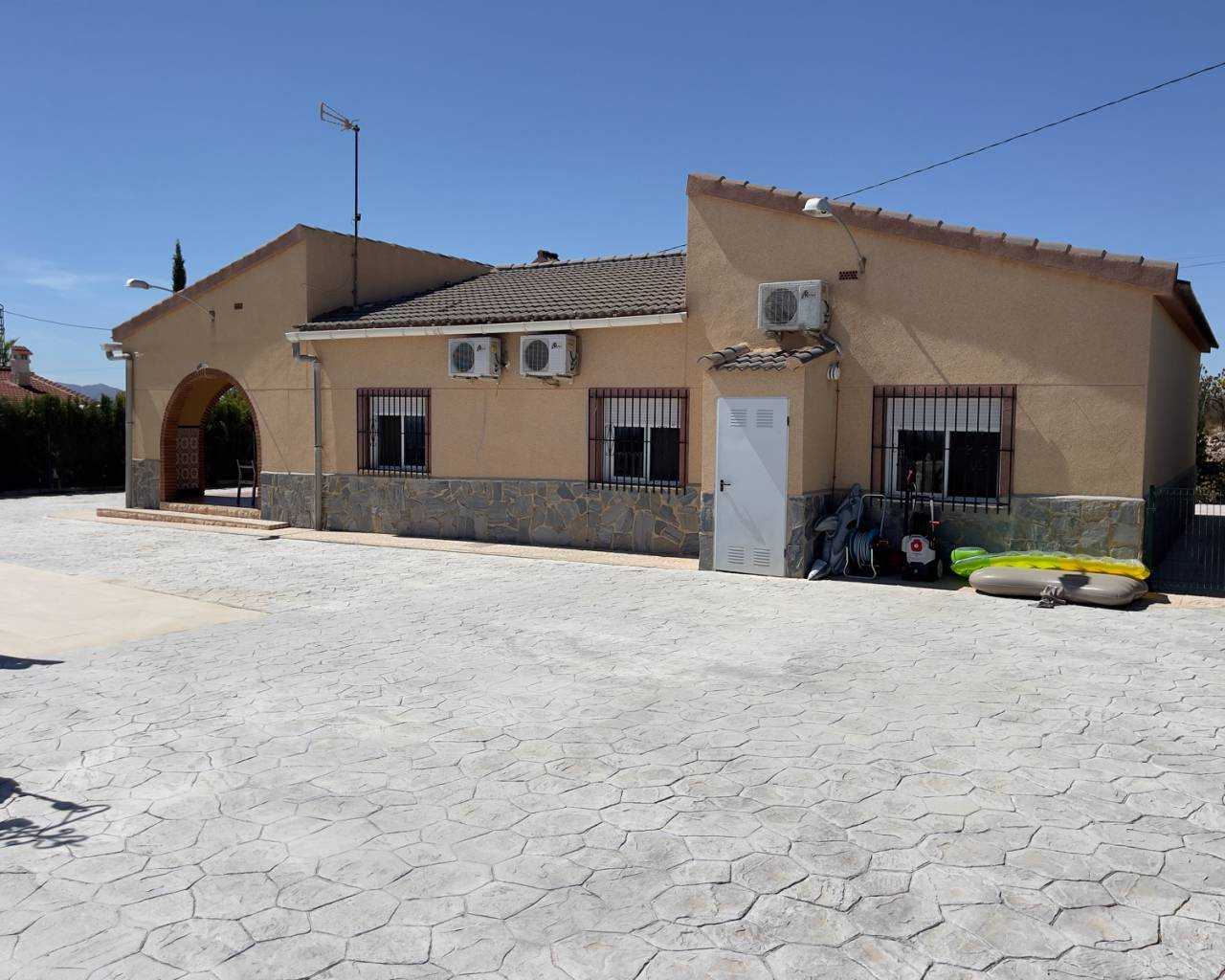 房子 在 Albatera, Valencian Community 11975606