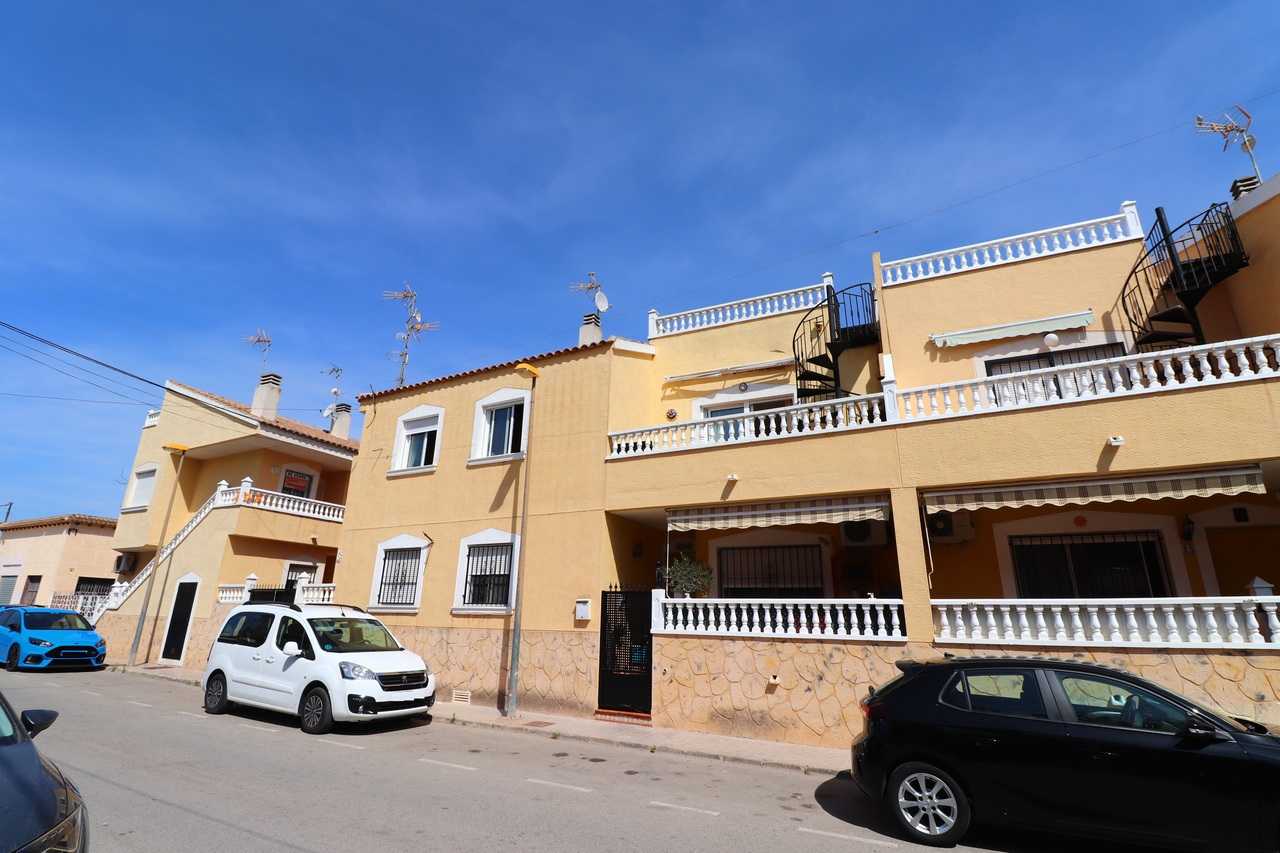 Condominium in Orihuela, Valencia 11976213