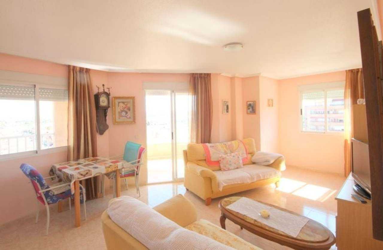 公寓 在 Torrevieja, 巴倫西亞 11976633