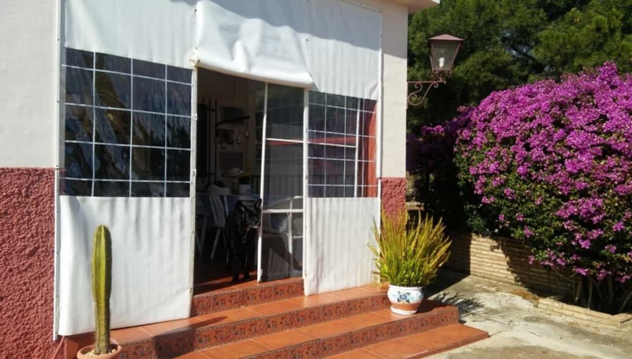 Rumah di Bonares, Andalusia 11976846