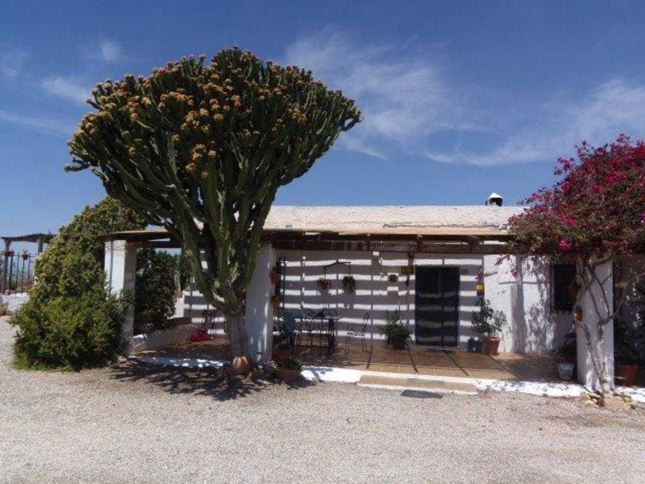 жилой дом в Куэвас-дель-Альмансора, Андалусия 11976881