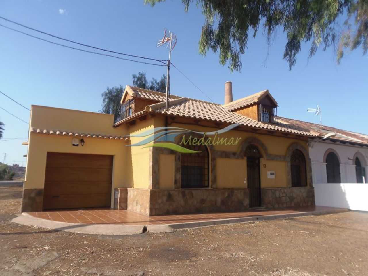 жилой дом в Куэвас-дель-Альмансора, Андалусия 11976883