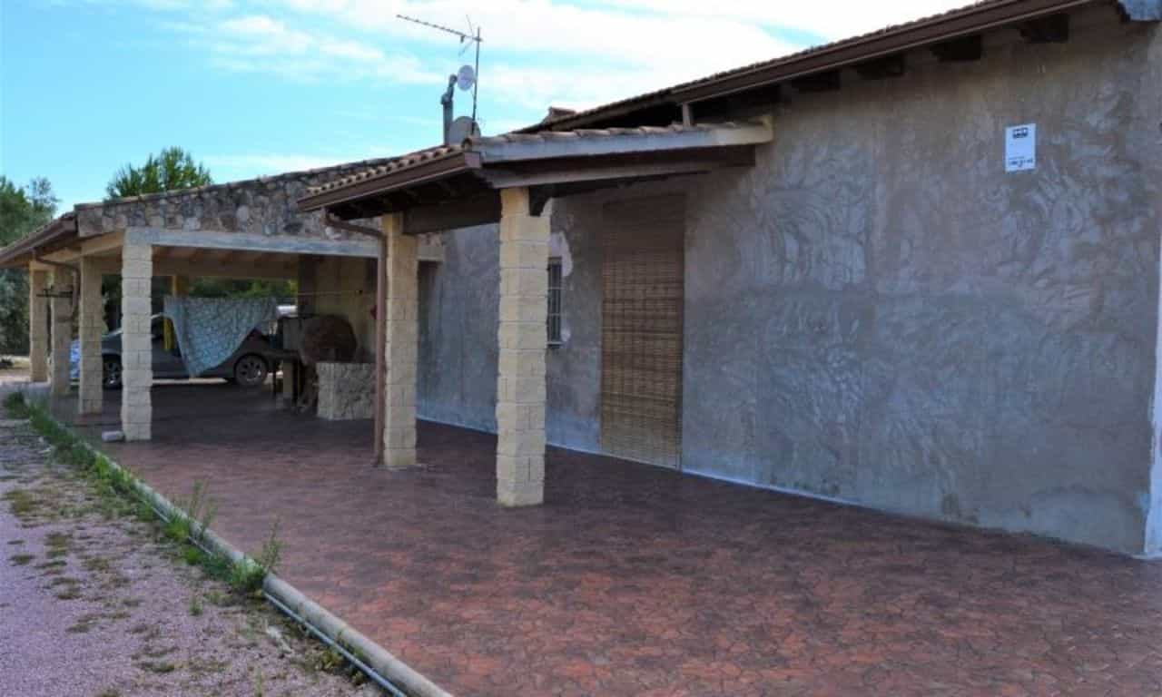 σπίτι σε Monòver, Valencian Community 11976929