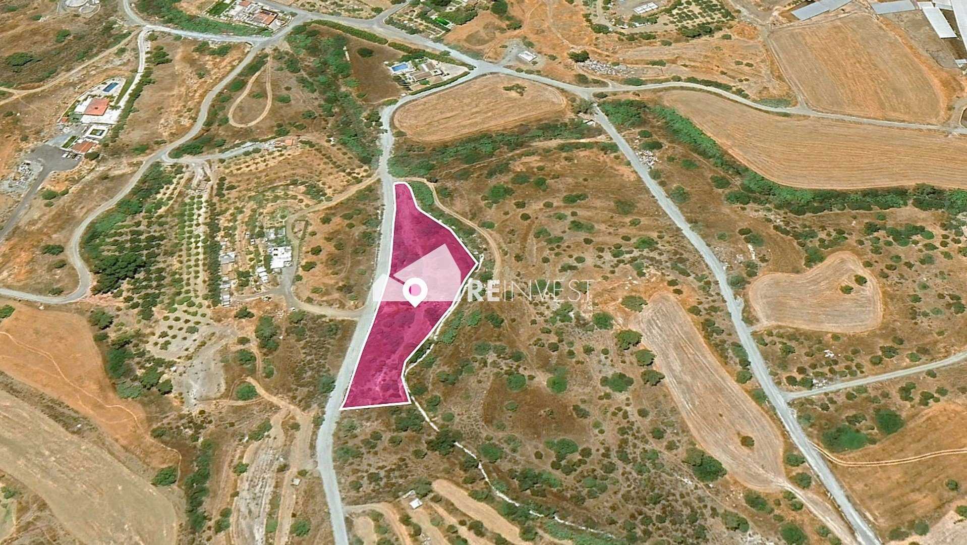 Tanah dalam Pyrgos, Larnaka 11977248