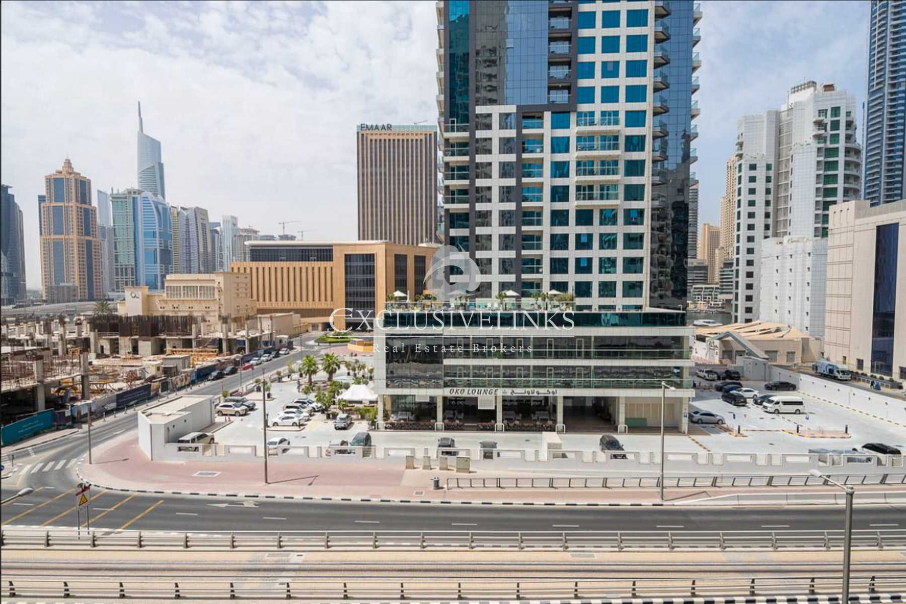 Condominium in Dubai, Dubai 11977300