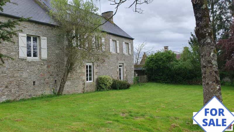 Rumah di Saint-Hilaire-du-Harcouët, Normandie 11978287