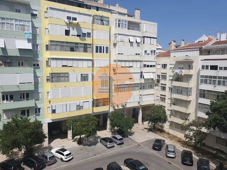 Kondominium dalam Lisbon, Lisbon 11980410
