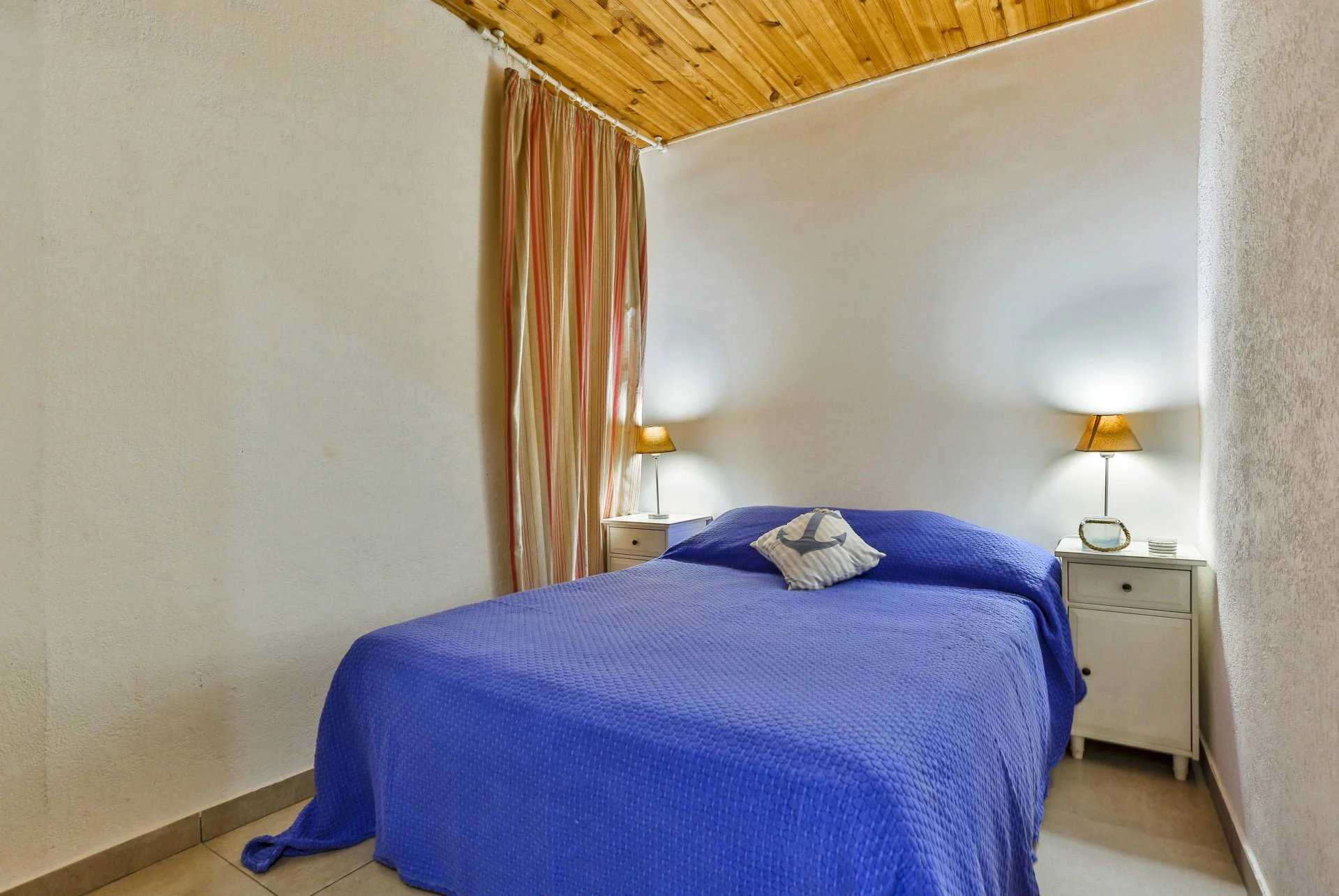 Condominium in Leuk, Provence-Alpes-Côte d'Azur 11980683