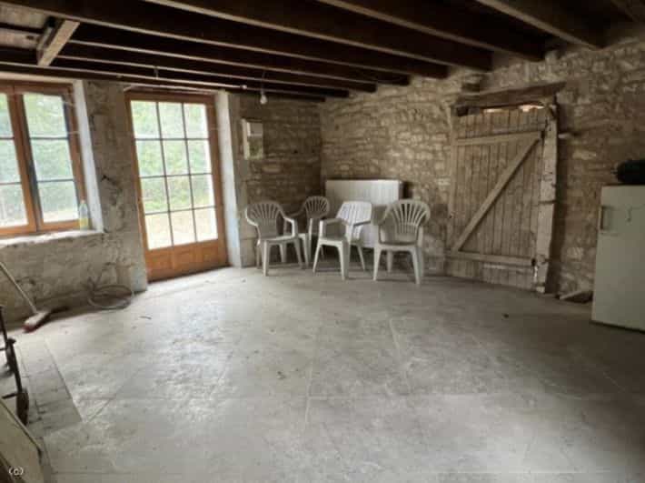 Huis in Barro, Nouvelle-Aquitaine 11981023