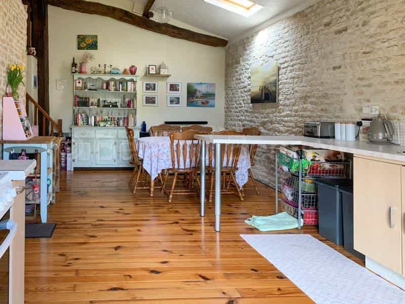 жилой дом в Chef-Boutonne, Nouvelle-Aquitaine 11981169