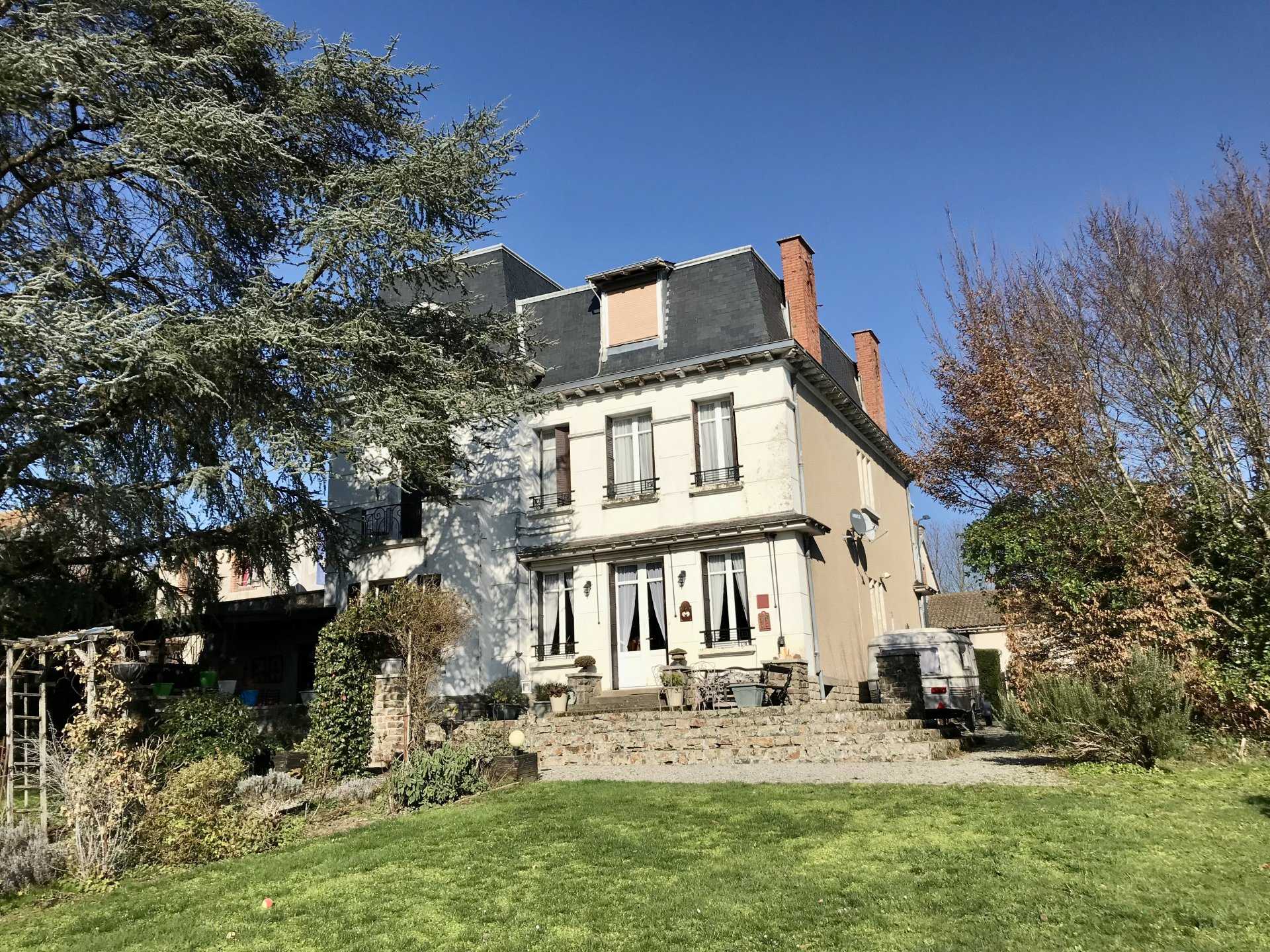 Casa nel Bellac, Nouvelle-Aquitaine 11981412