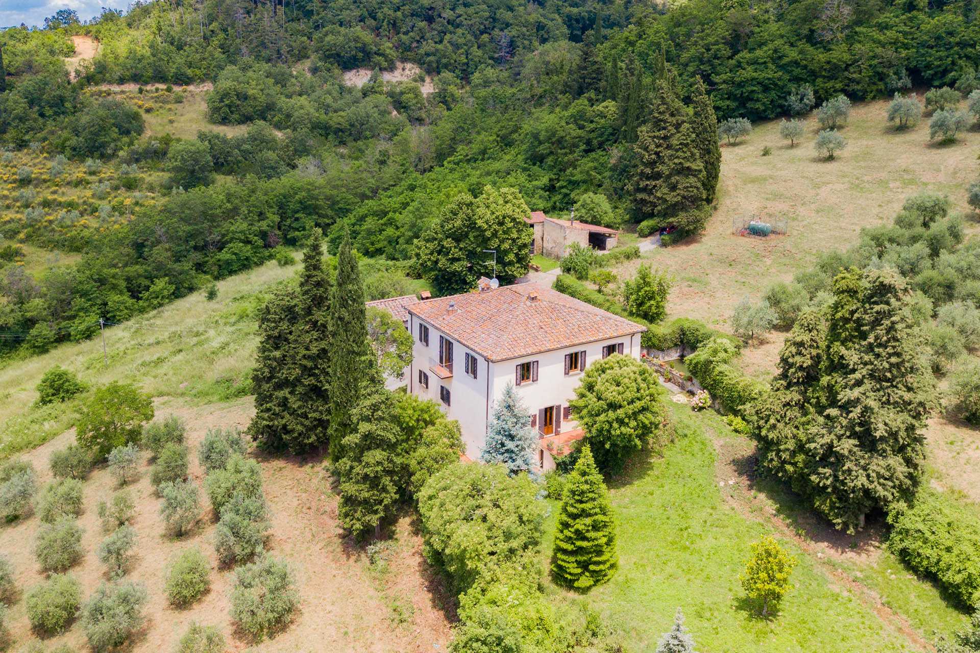 بيت في Arezzo, Tuscany 11981505