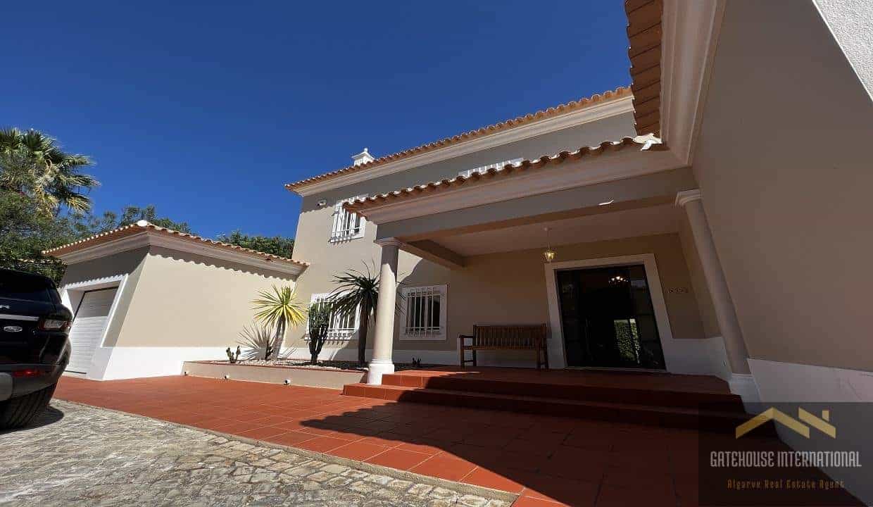 House in Quarteira, Faro 11982411