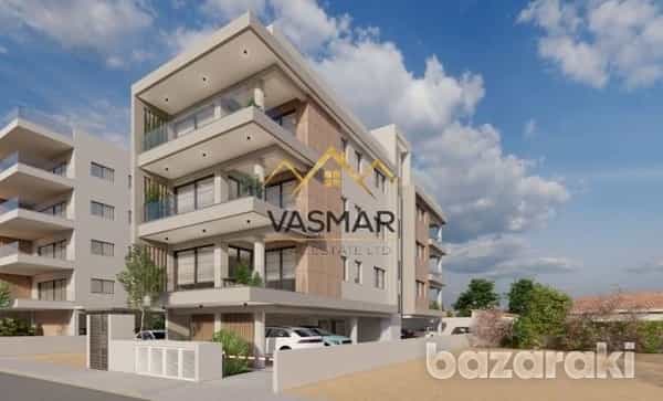Condominium in Mesa Geitonia, Limassol 11983581