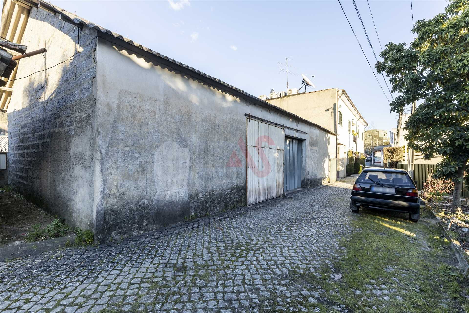 Talo sisään , Porto District 11984458