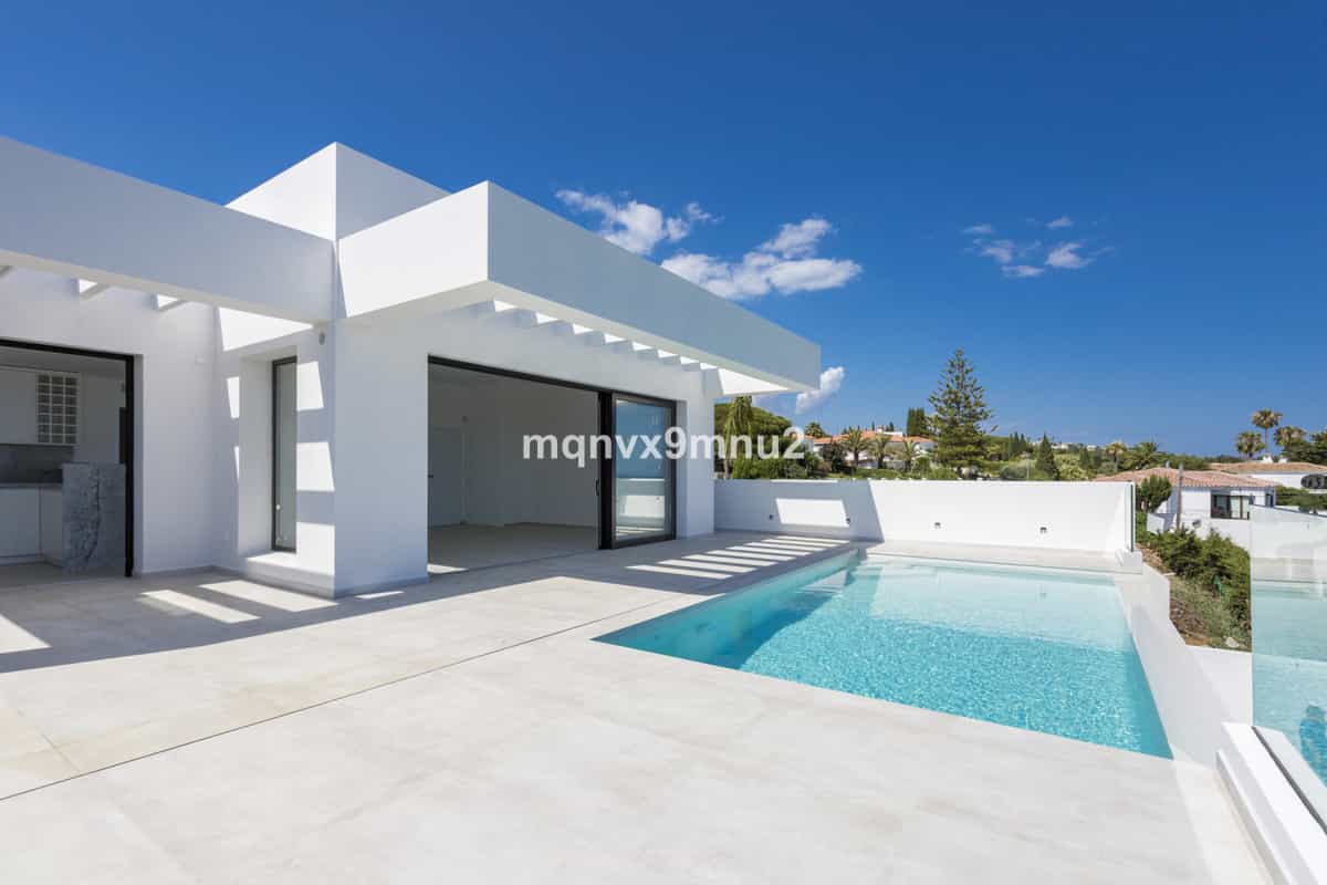House in Malaga, Andalusia 11985540