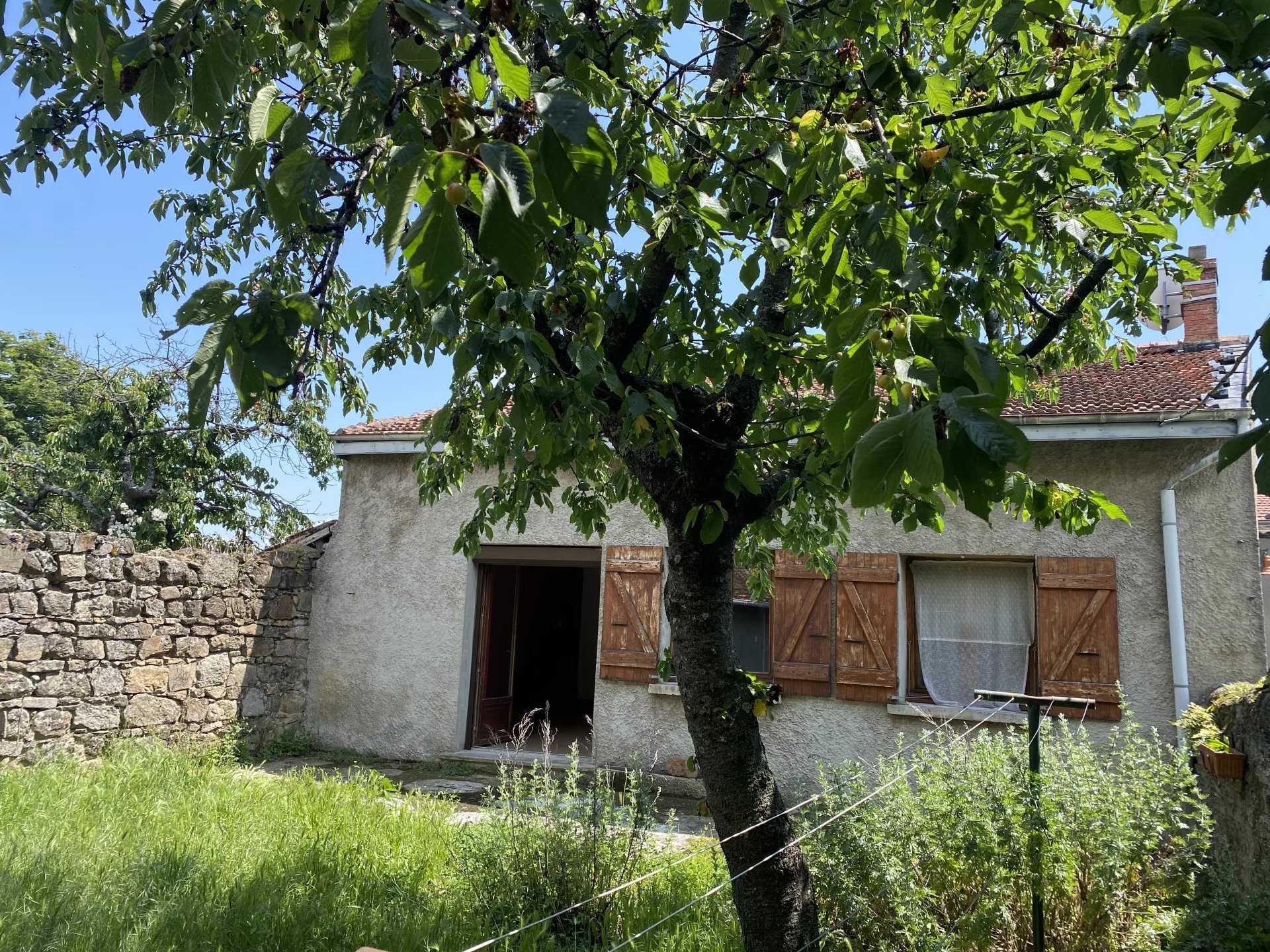 жилой дом в Veranne, Auvergne-Rhone-Alpes 11987075