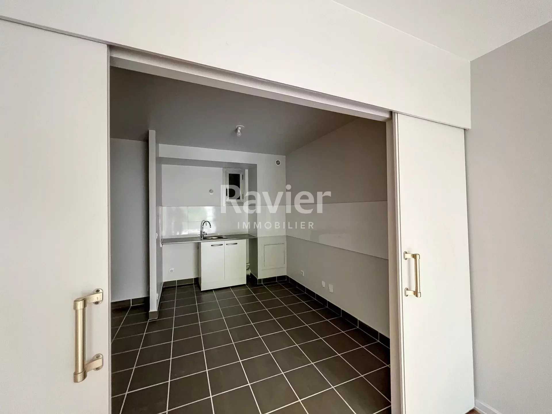 公寓 在 勒瓦盧瓦-佩雷, 法蘭西島 11987193