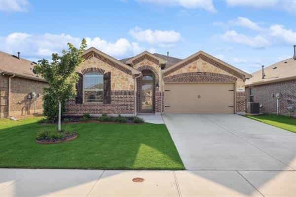 House in Haslet, Texas 11987290