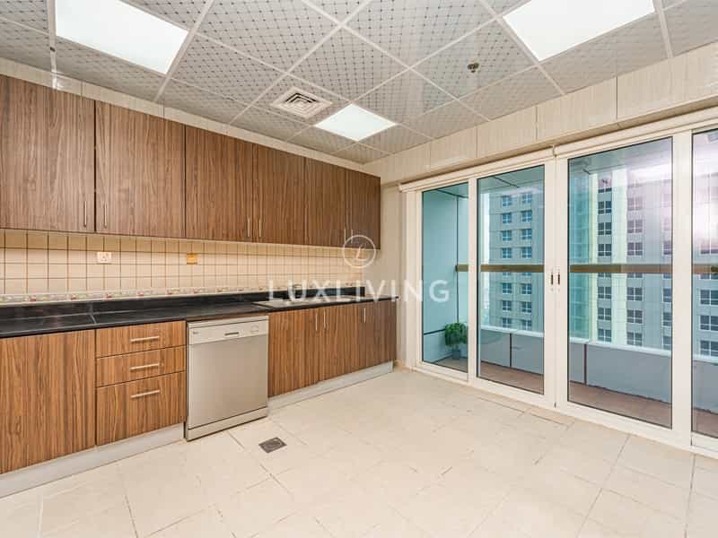 Condominium in Dubai, Dubayy 11987683