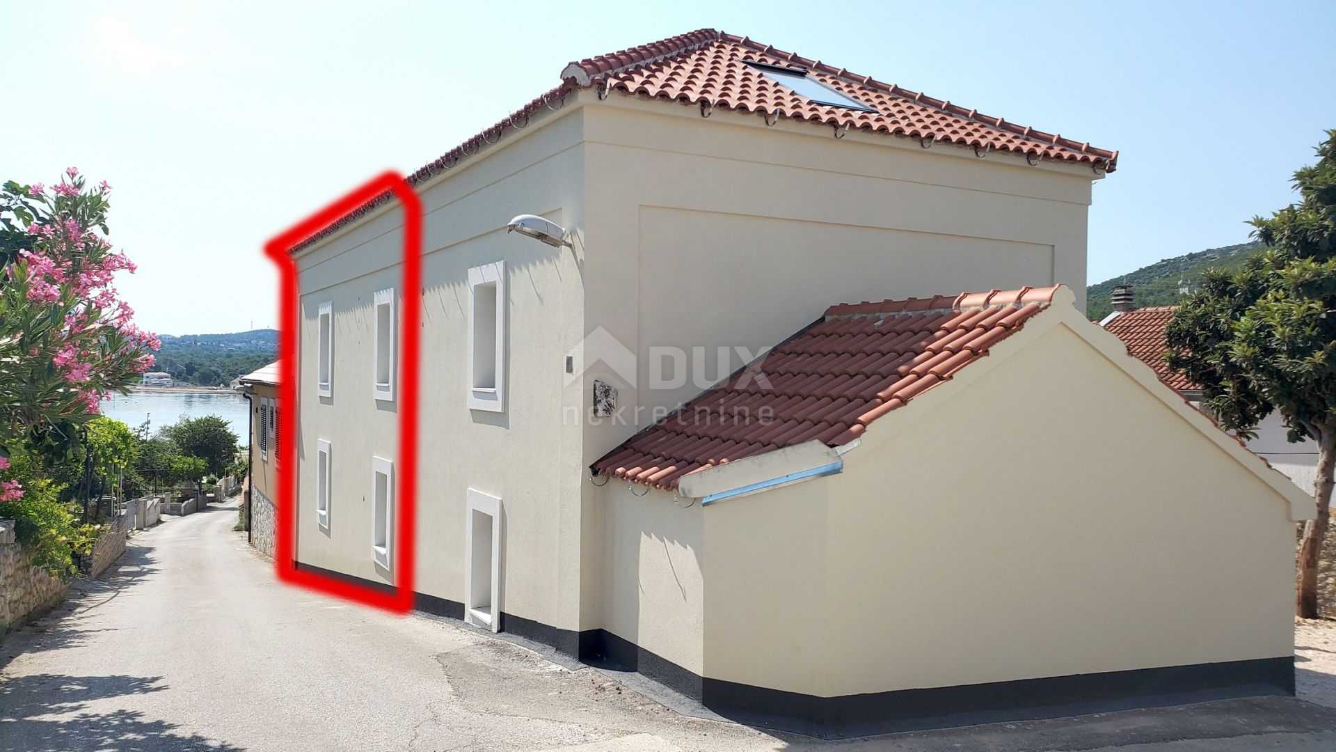 عمارات في Bilice, Šibenik-Knin County 11988103