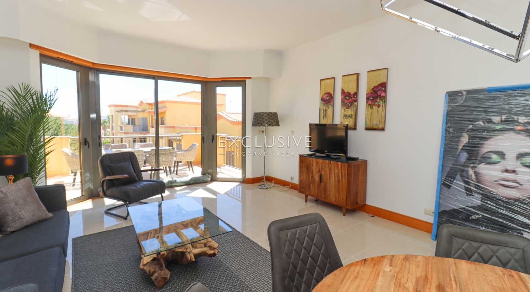 Condominium in Quarteira, Faro 11988375