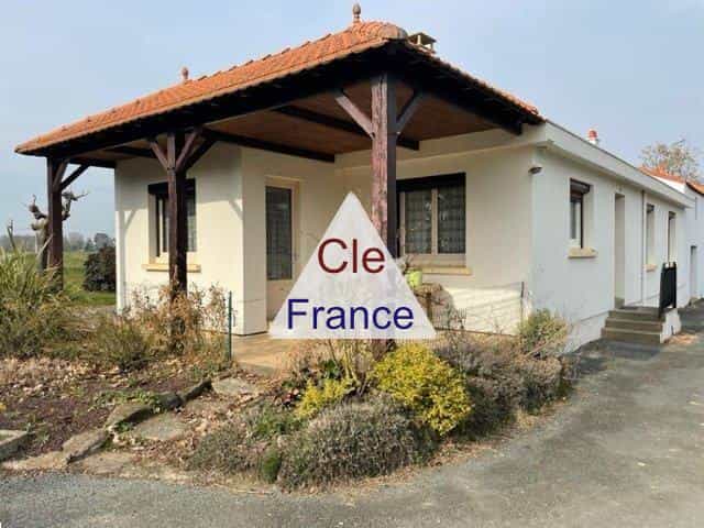 Casa nel L'Herbergement, Paesi della Loira 11988715