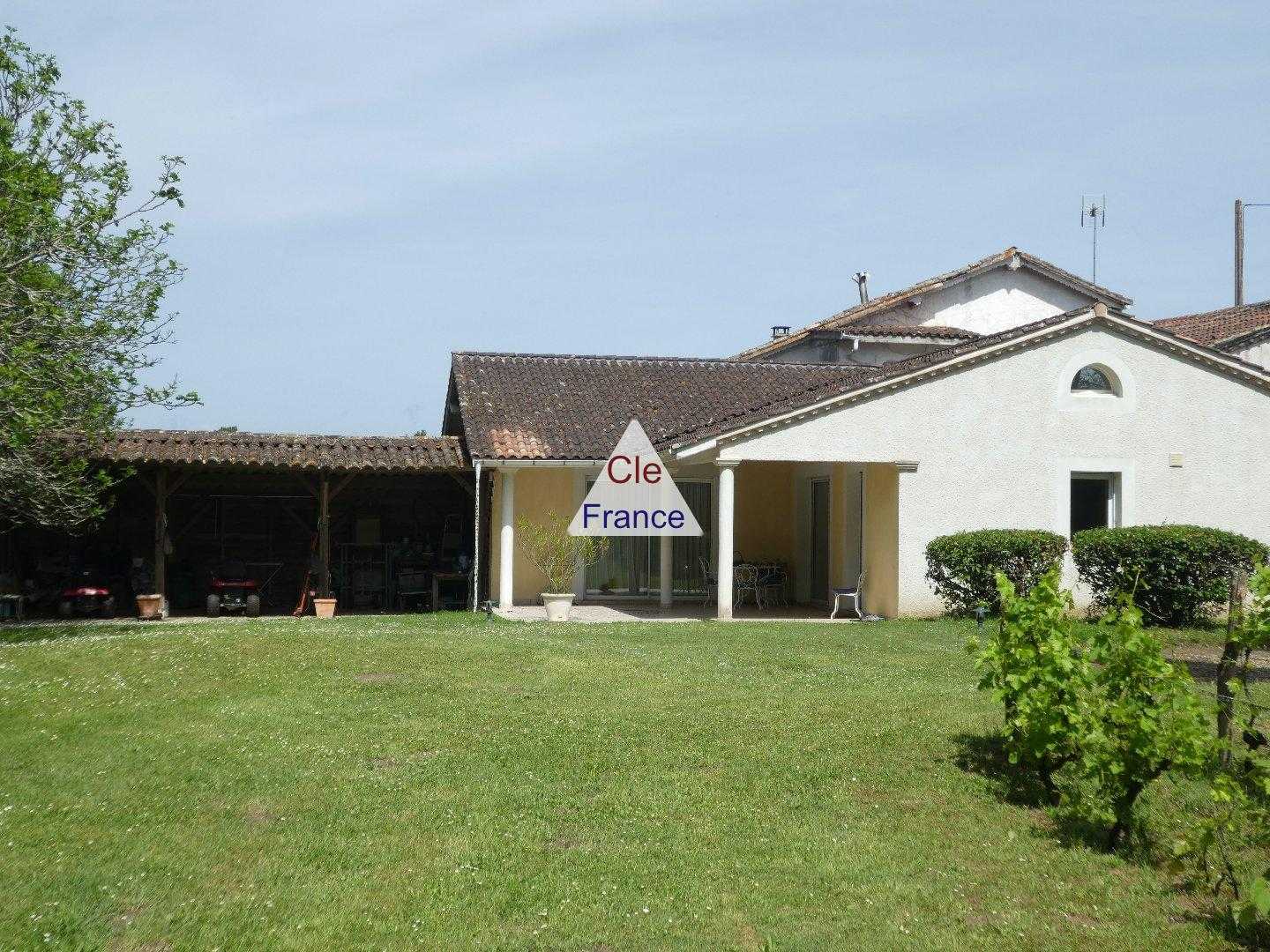 House in Gajac, Nouvelle-Aquitaine 11988735