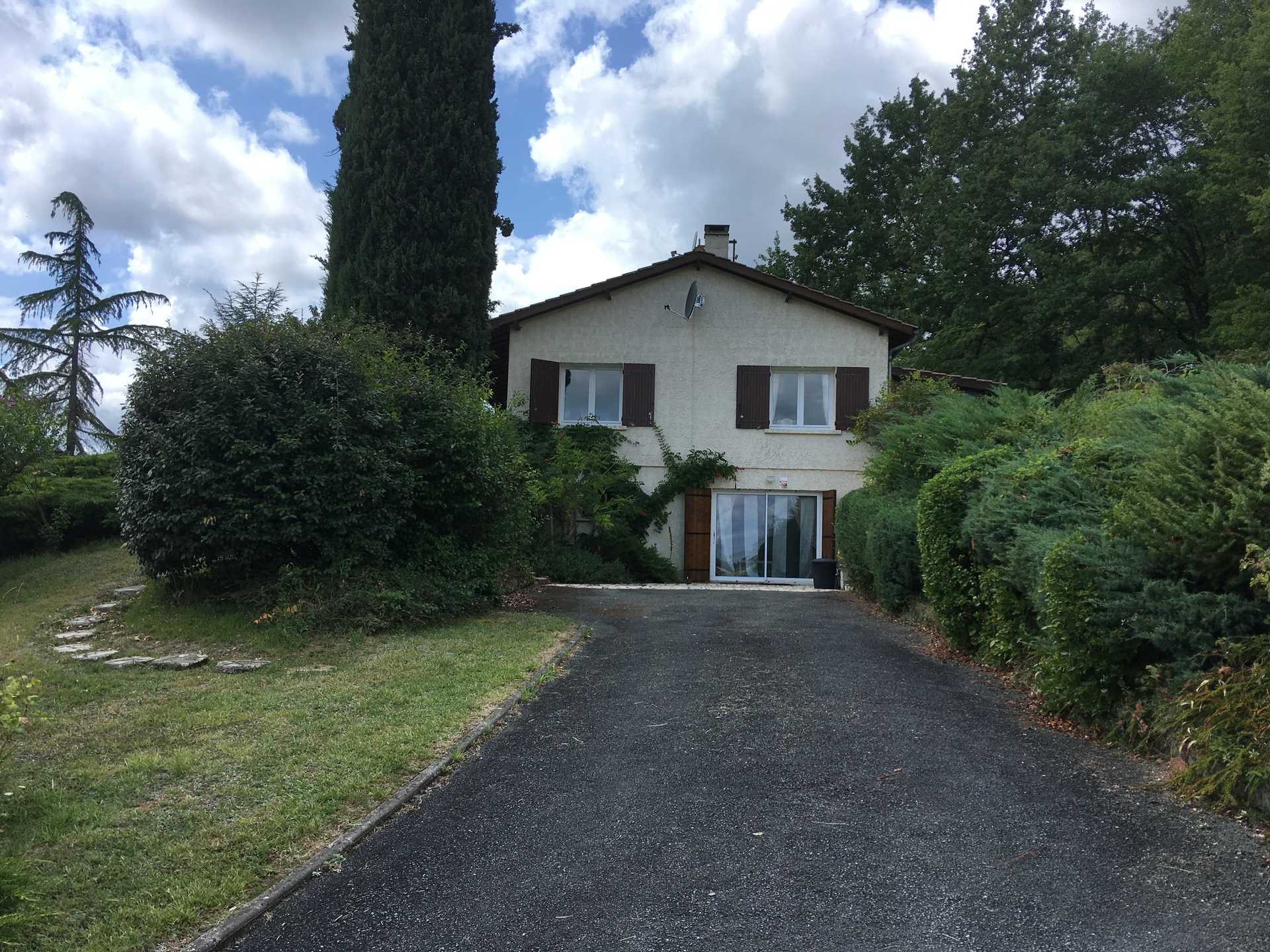 House in Dieulivol, Nouvelle-Aquitaine 11988742