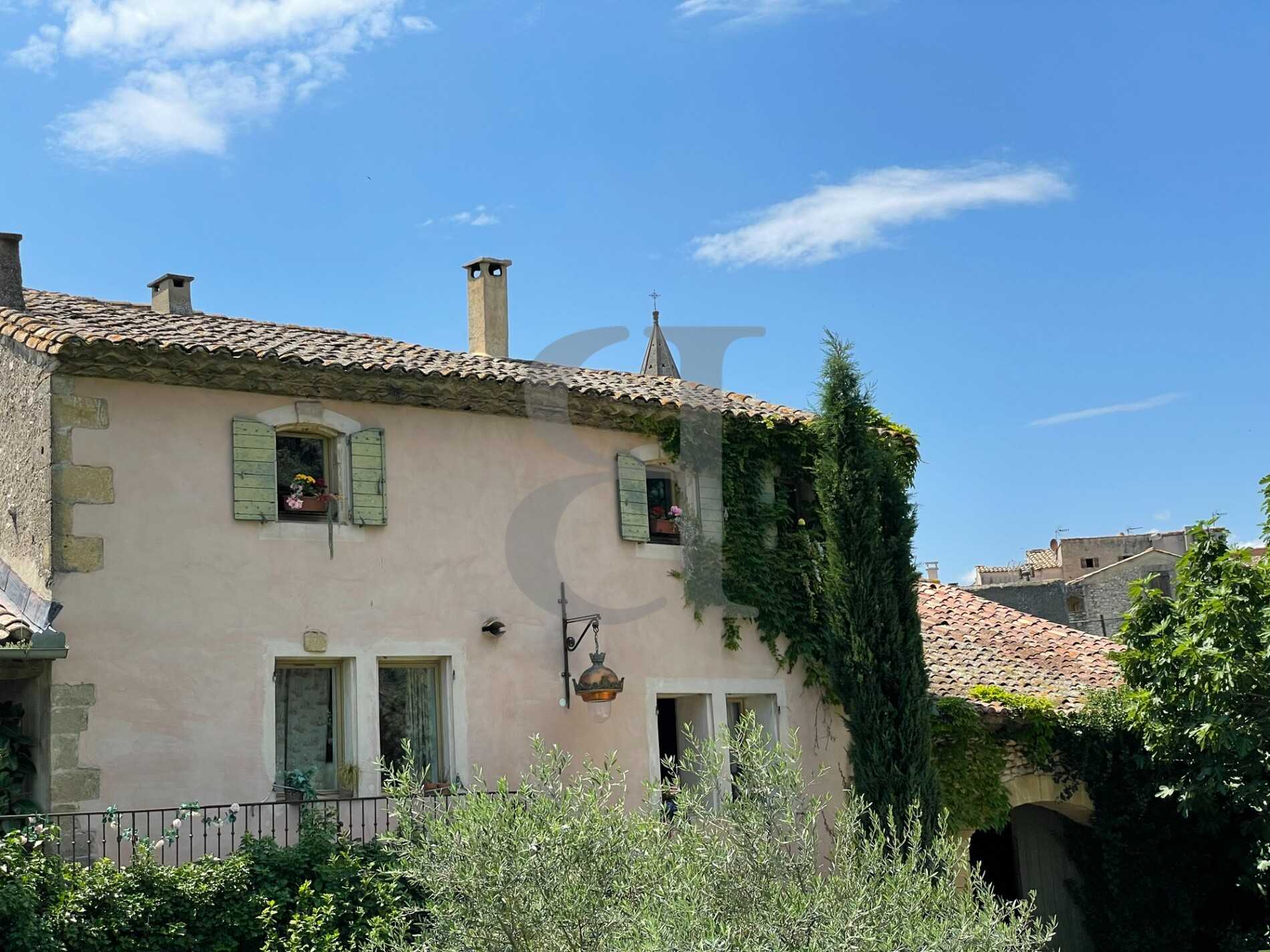 casa en Collias, Occitanie 11988932