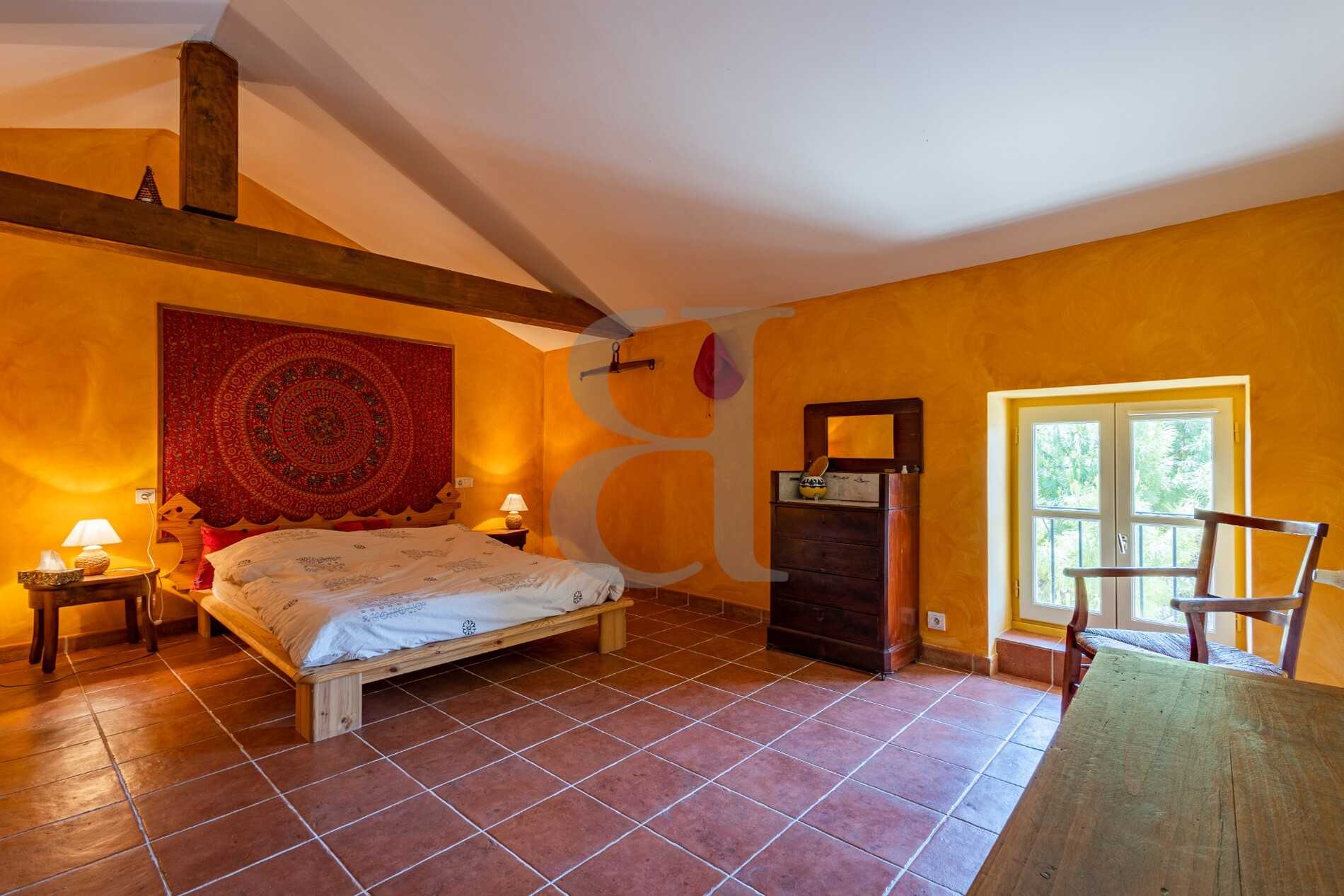 Huis in Visan, Provence-Alpes-Côte d'Azur 11988939