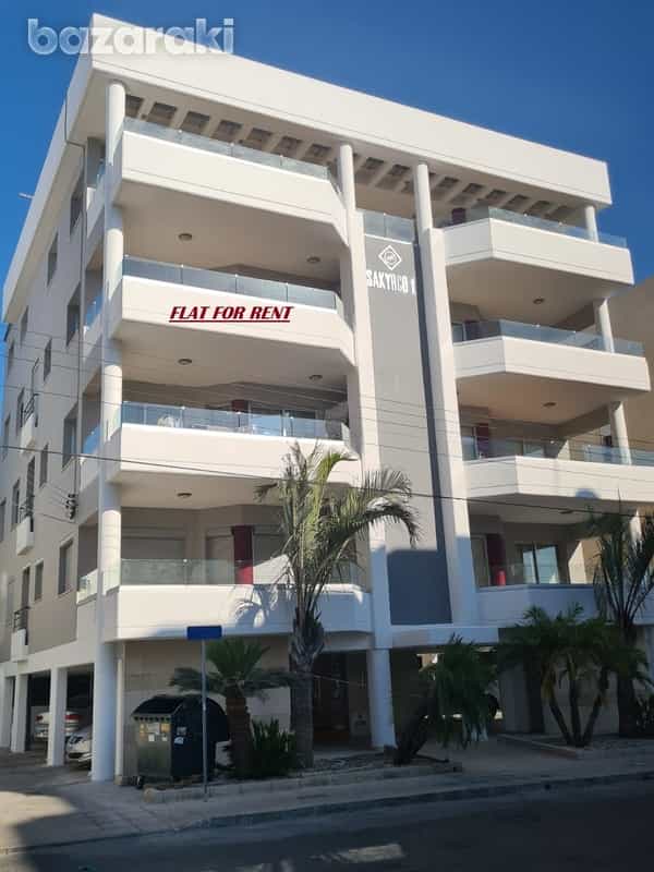 Osakehuoneisto sisään Limassol, Limassol 11989304