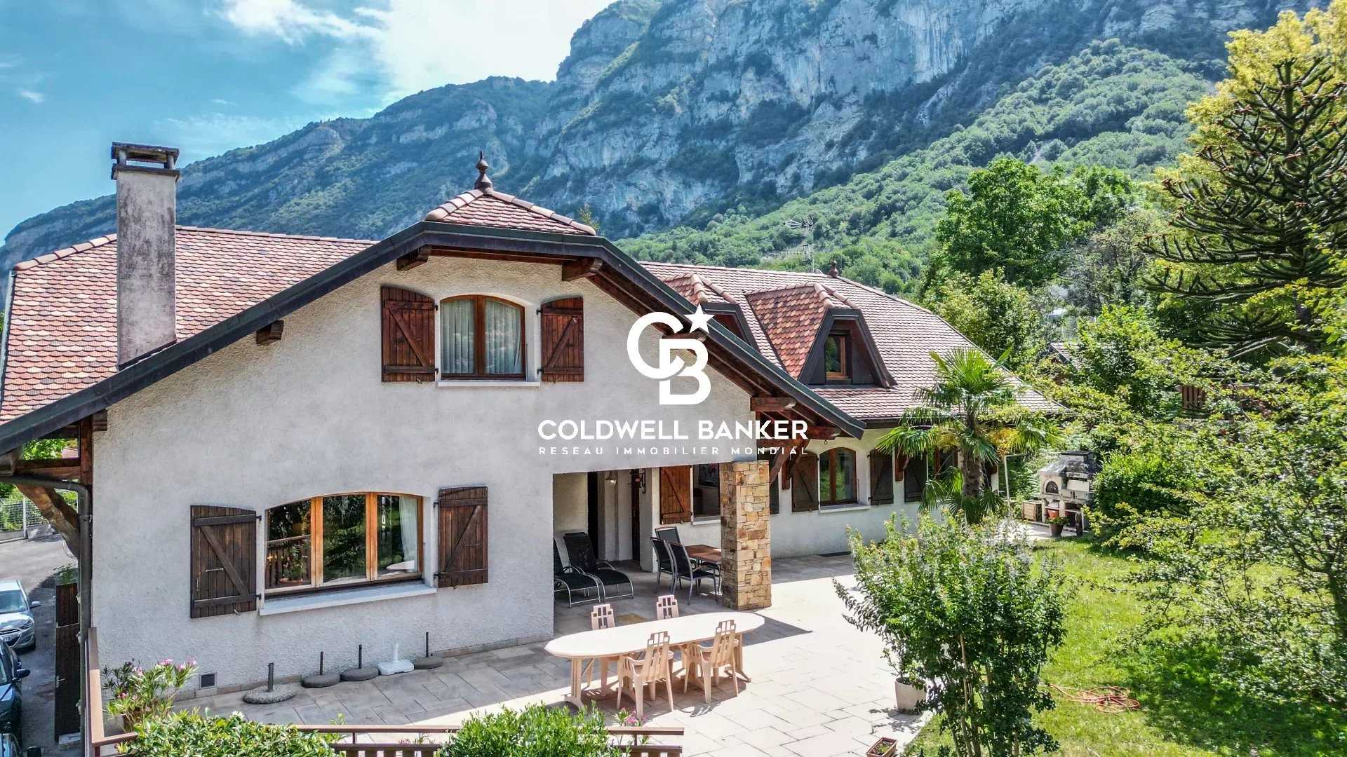 Huis in Collonges-sous-Salève, Haute-Savoie 11990169