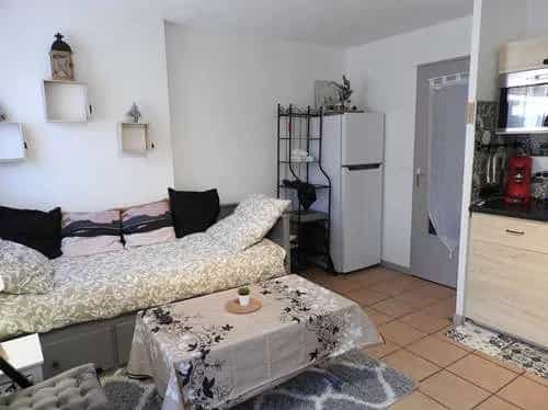 Condominium in Briancon, Provence-Alpes-Cote d'Azur 11990231