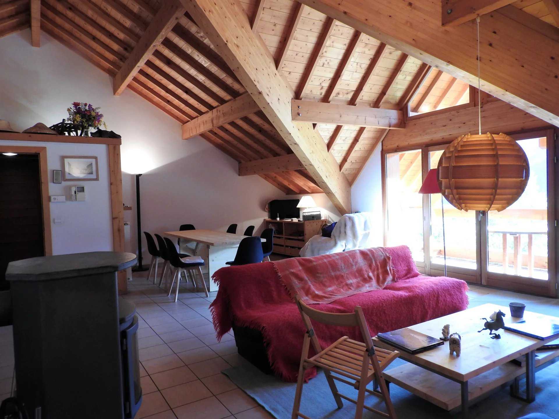 σπίτι σε Saint-Chaffrey, Provence-Alpes-Cote d'Azur 11990237