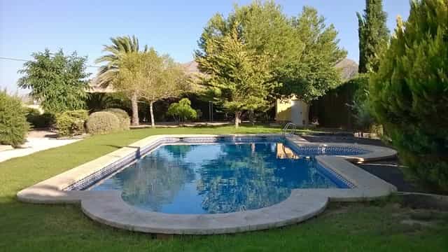 Talo sisään Riquelme-Capirulos, Comunidad Valenciana 11990450