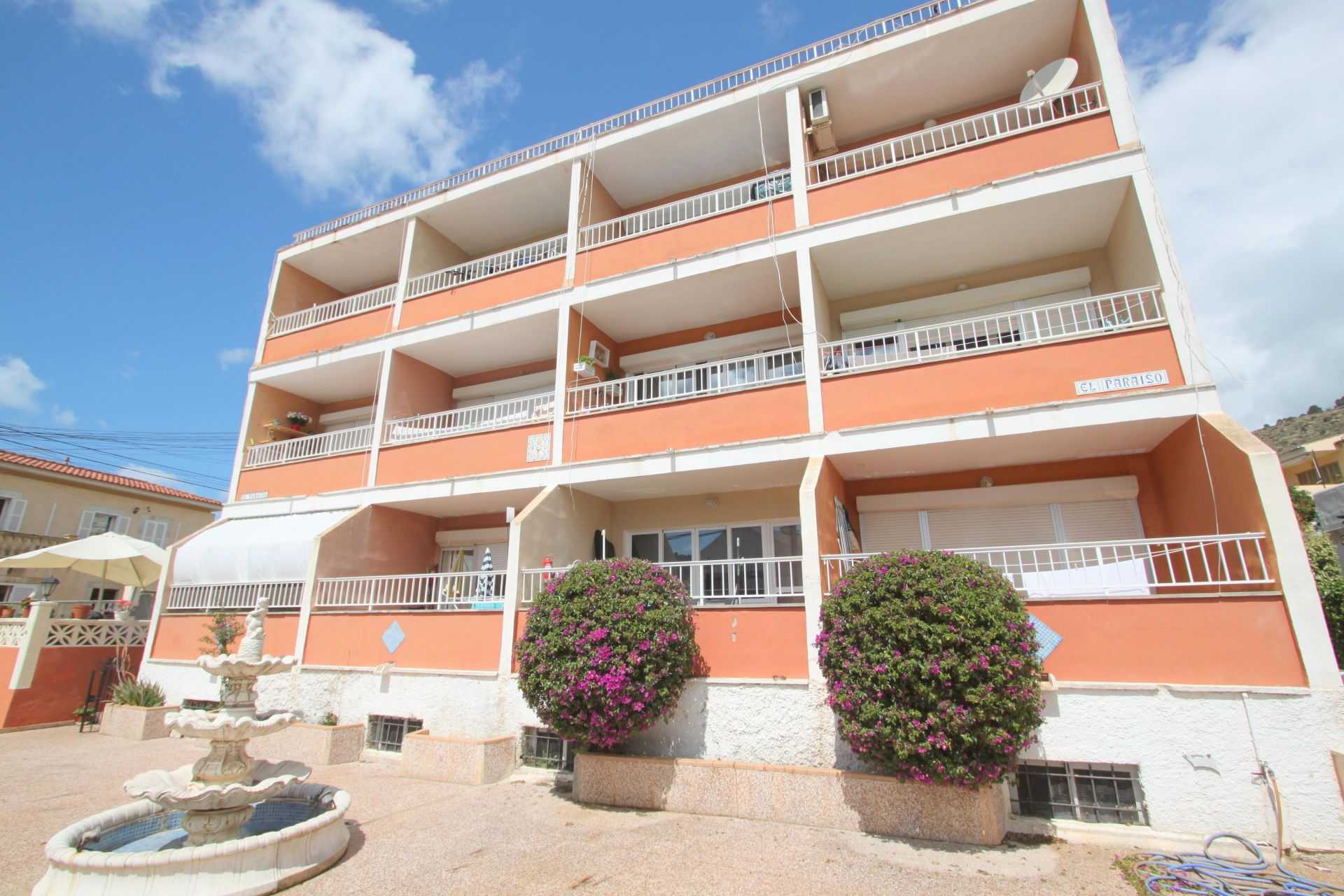Condominium in Andraitx, Balearic Islands 11990478