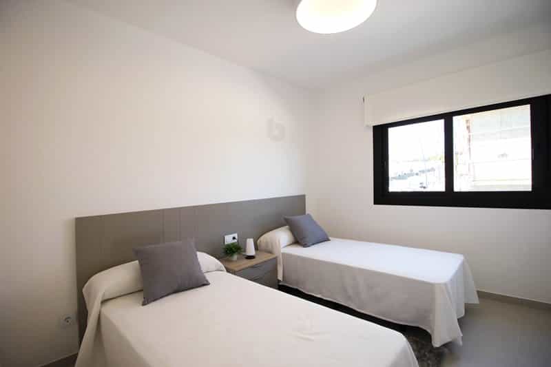 公寓 在 Pilar de la Horadada, Comunidad Valenciana 11990592