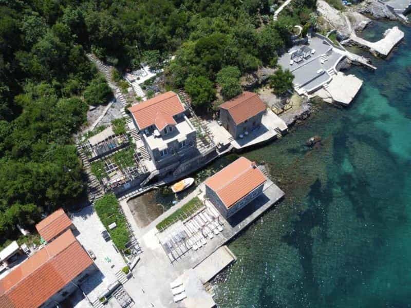 House in Tivat, Tivat Municipality 11991057