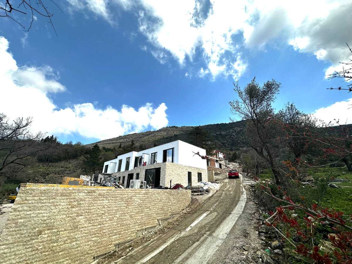 жилой дом в Kotor, Kotor Municipality 11991088