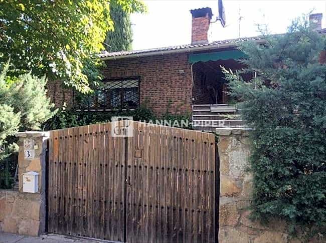 House in Pelayos de la Presa, Madrid 11991362