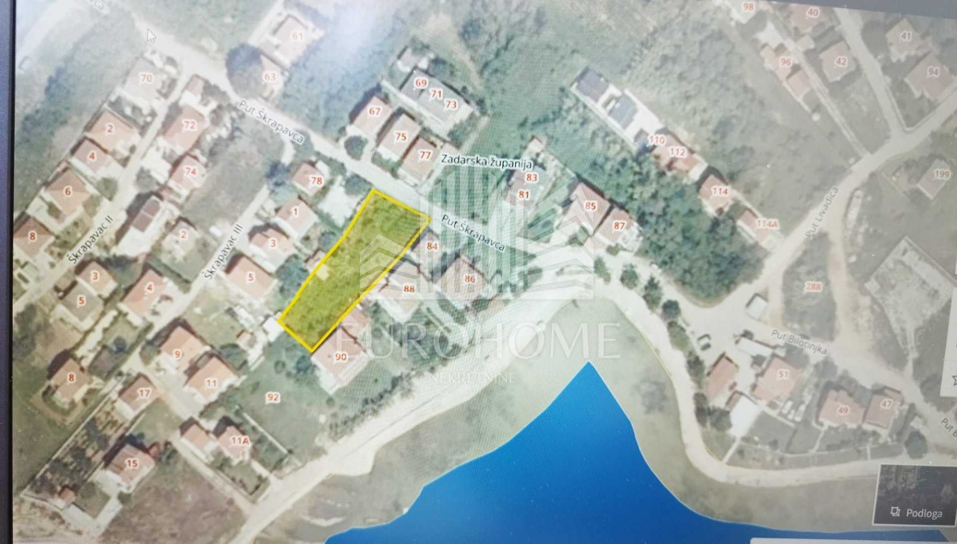 土地 在 Batalazi, Zadarska Zupanija 11991807
