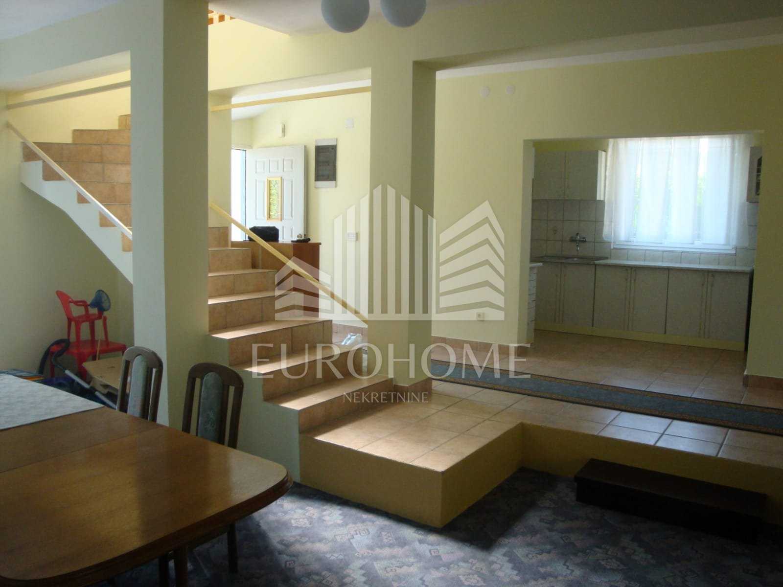 rumah dalam Barci, Primorsko-Goranska Zupanija 11992017