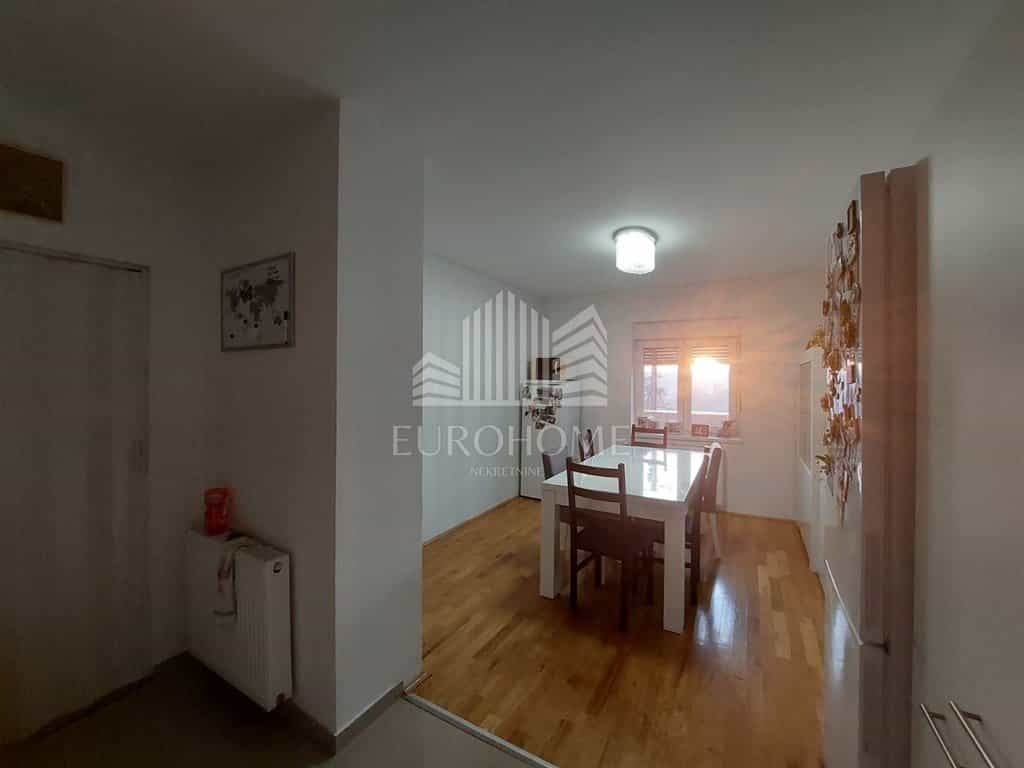 Condominium in Zagreb, Grad Zagreb 11992244