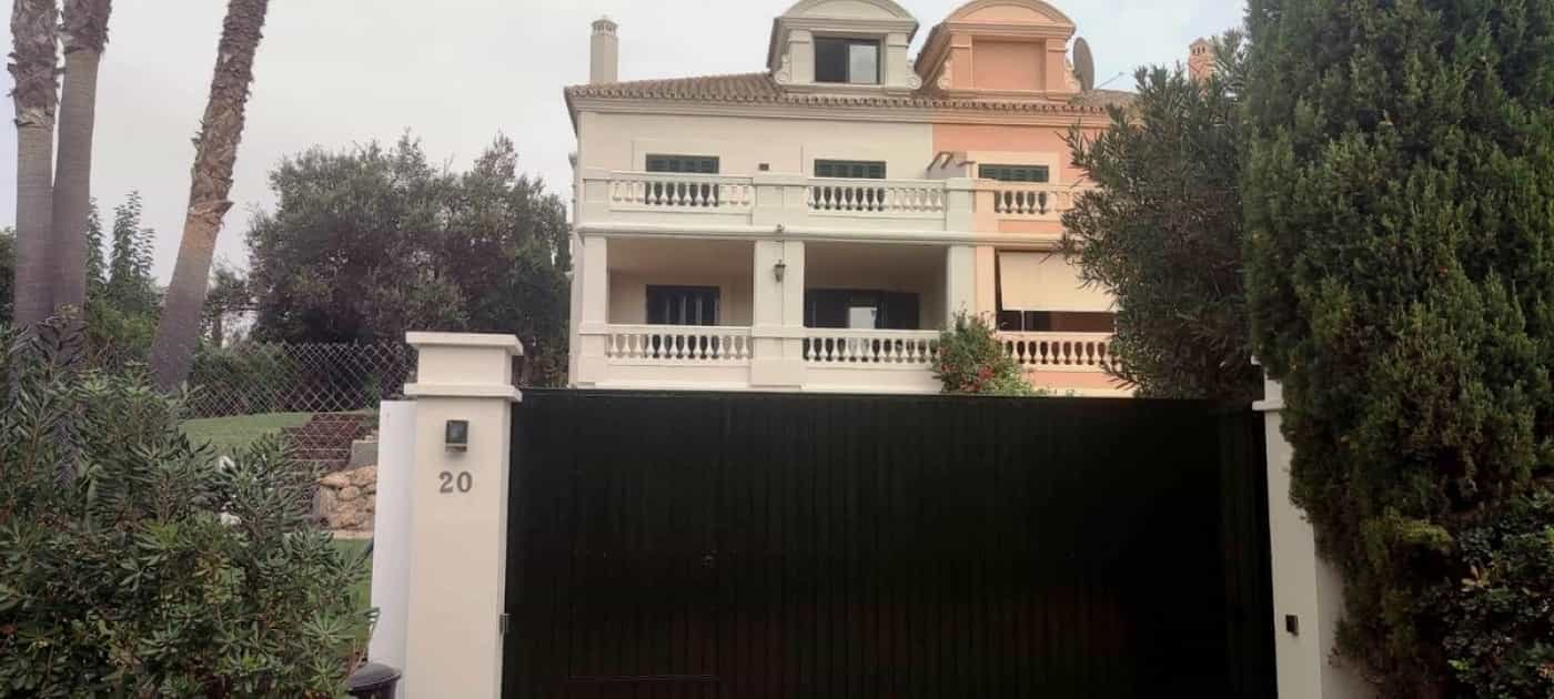 Casa nel San Roque, Andalucía 11992271