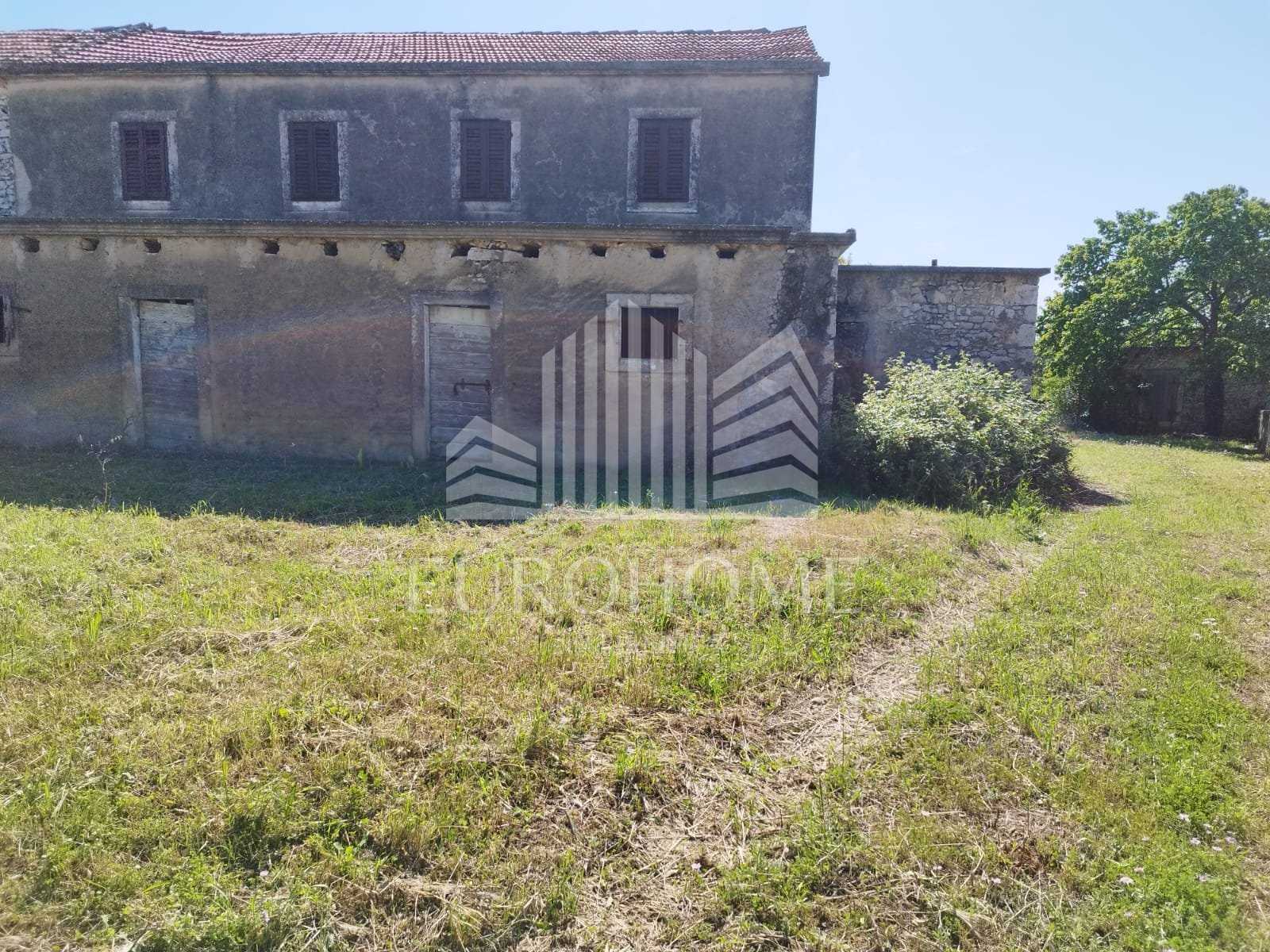 casa en Galovac, Zadarska Županija 11992348