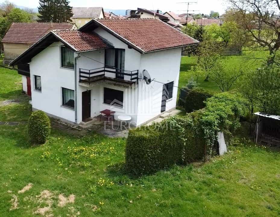 casa en Kljuc Brdovecki, Zagrebacka Županija 11992453