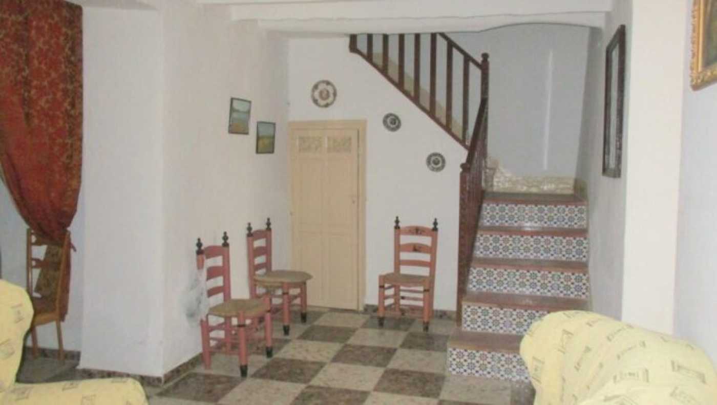 بيت في بيزارا, الأندلس 11992923