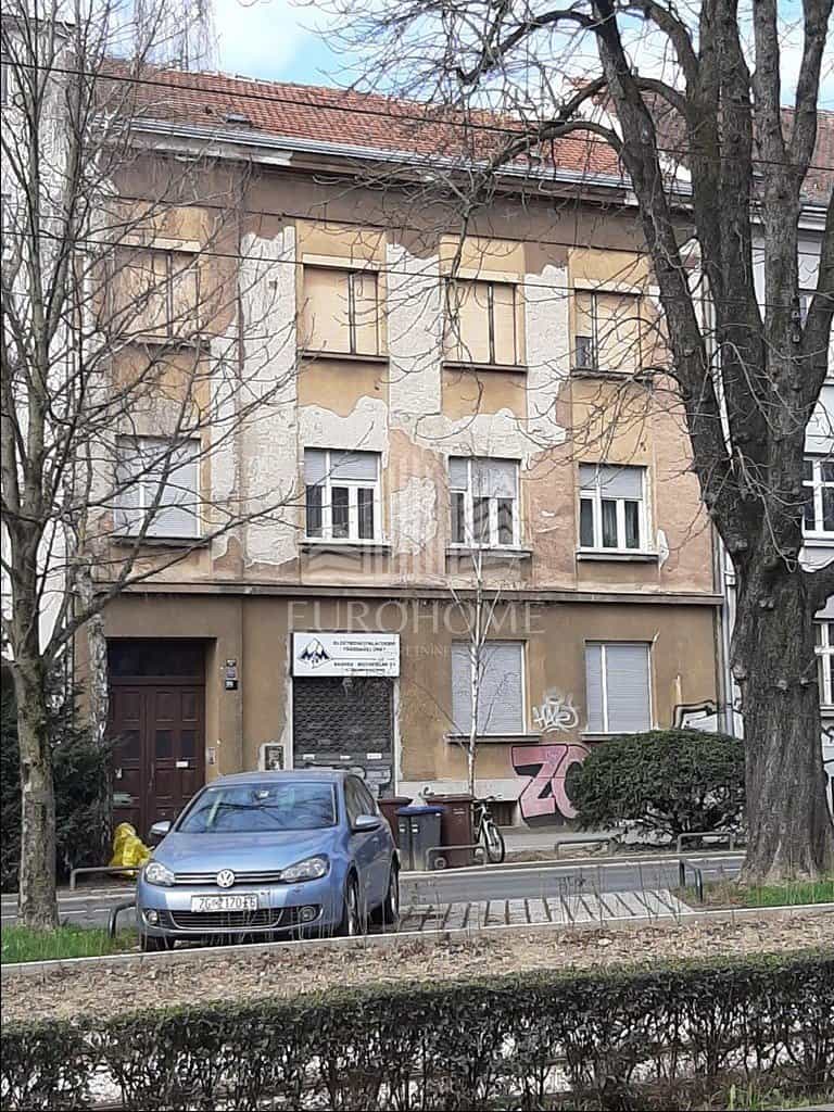 Condominium in Zagreb, Zagreb, Grad 11993082